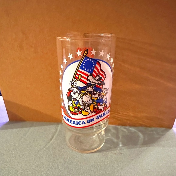America On Parade Coke Glass - Picture 1 of 2